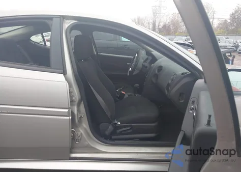 2008 Pontiac Grand Prix from USA, damaged, VIN 2G2WP552X81166138